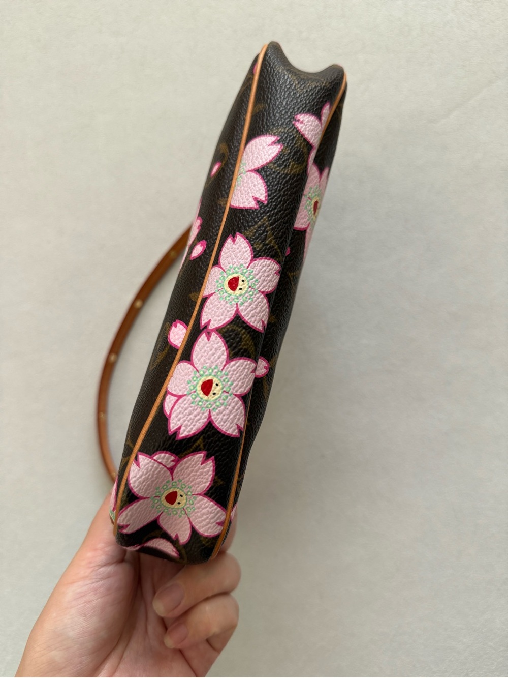 Louis Vuitton Murakami Monogram Cherry Blossom Pochette Bag - Picture 3 of 9